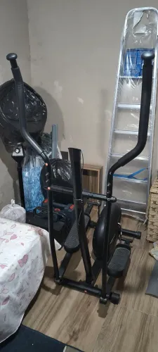 Aparelho Elíptico