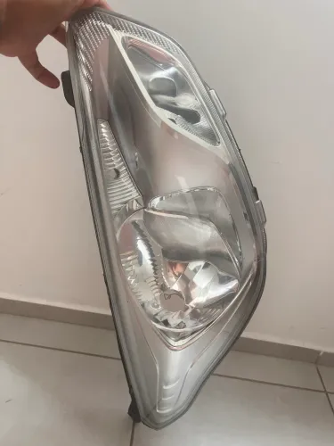FAROL FORD KA 2018 ORIGINAL 