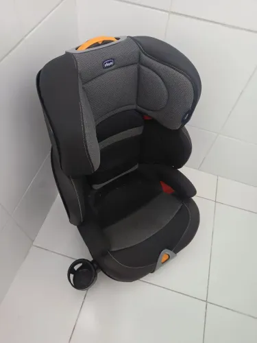 Cadeira de bebê automotiva