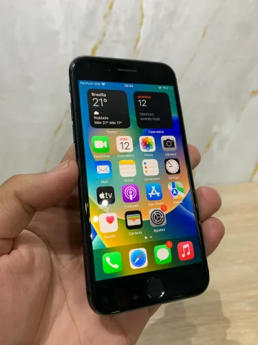 IPhone 8 semi novo ( usado)