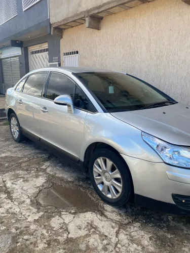 Citroen C4 Pallas GLX 2.0/2.0 Flex 16V Mec. 2010