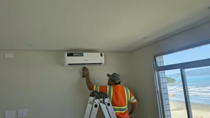 Ambiente Climatizado 9k/12k BTUs Solução completa entregue em casa