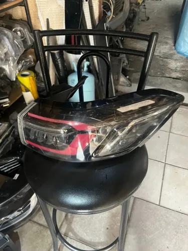 Lanterna Traseira Direita Chery Tiggo 8 Pro 2025 Liso