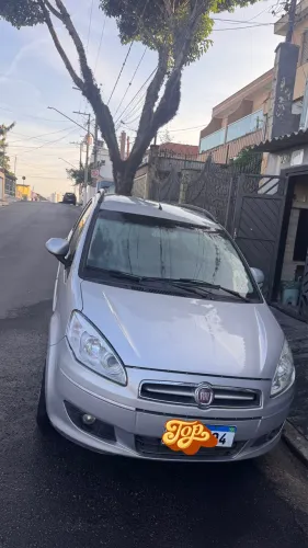 Fiat Idea Essence 1.6 Flex 16V 5P 2011