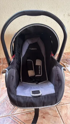 Bebê conforto kiddo
