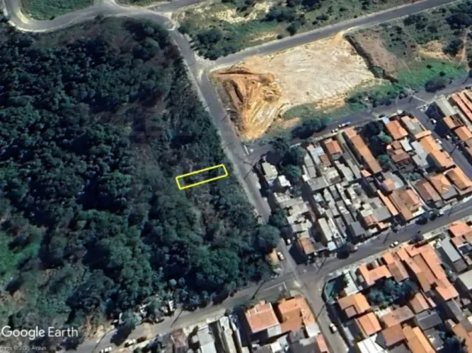 BOITUVA/SP  Lote com 200,44m² no bairro Santa Cruz