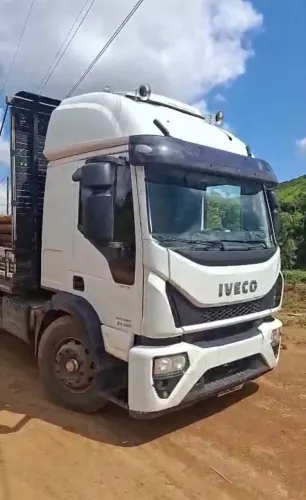 CABINE IVECO TECTOR TETO ALTO LEITO 2023| BH-MG