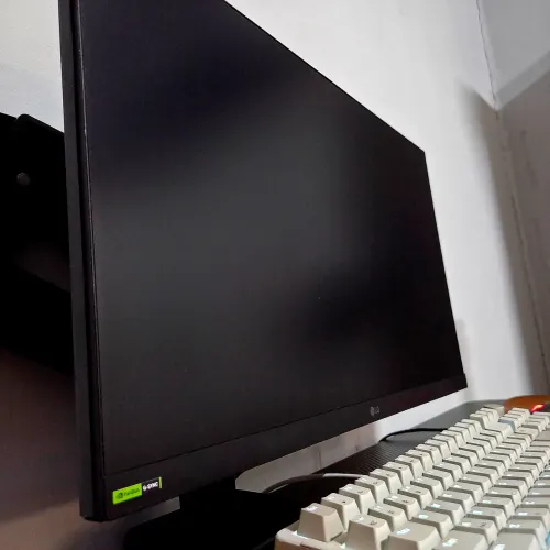 Monitor Gamer LG UltraGear 24" IPS 180Hz 1ms