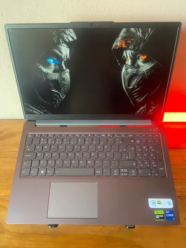 Notebook Lenovo i7 12ª Geração / GeForce RTX4050 / 16GB RAM / 512GB SSD / Tela 15.6?