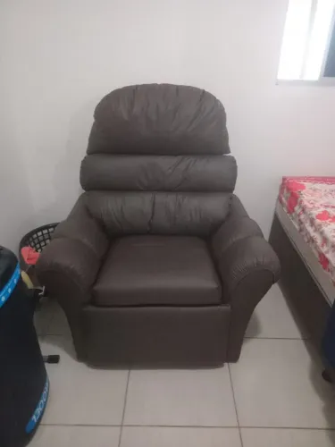 Poltrona Reclinável Marrom Escuro 