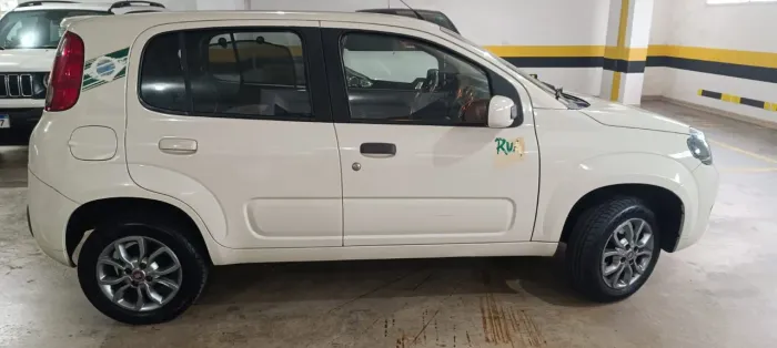 Fiat Uno Vivace/rua 1.0 EVO Fire Flex 8V 5P 2014