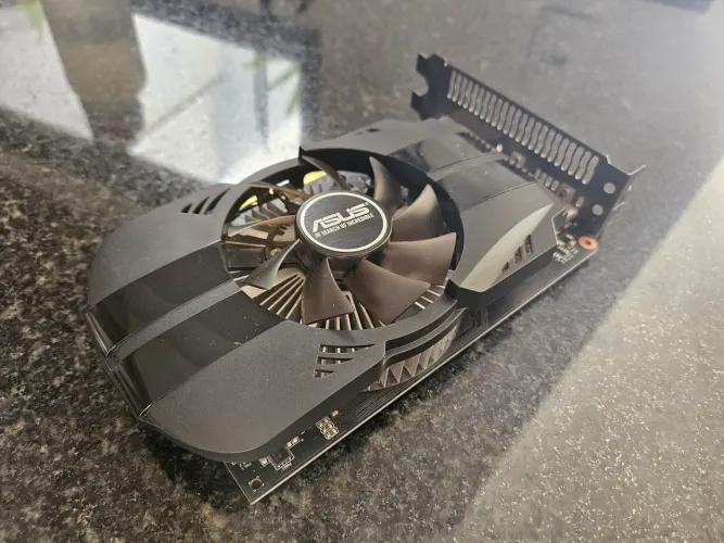 Placa de Vídeo ASUS GTX 1050 Ti 4GB