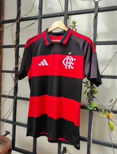 Camisa de time variadas