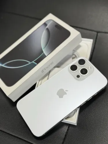 IPHONE 16 PRO MAX *28