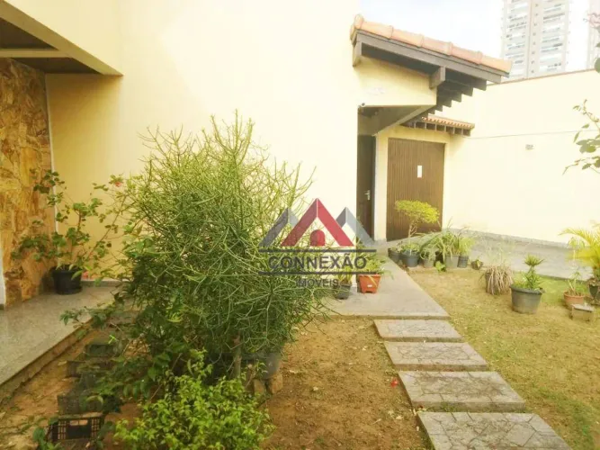 Sobrado com 4 dormitórios à venda, 382 m² por R$ 1.300.000,00 - Centro - Suzano/SP