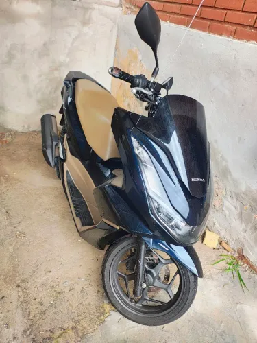 Vende se HONDA PCX 160 DLX
