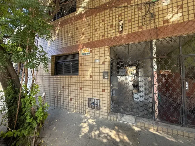 Imóvel para aluguel de 38 metros quadrados, com 1 quarto, em Centro