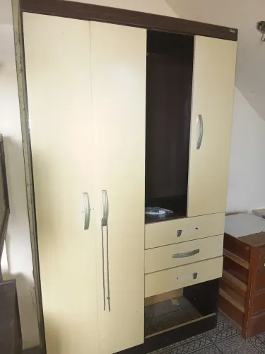 Doação de guarda roupa 