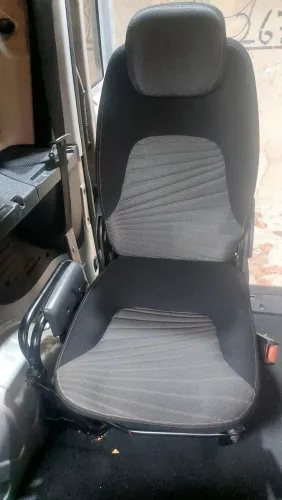 Vende-se banco doblo essence 2016