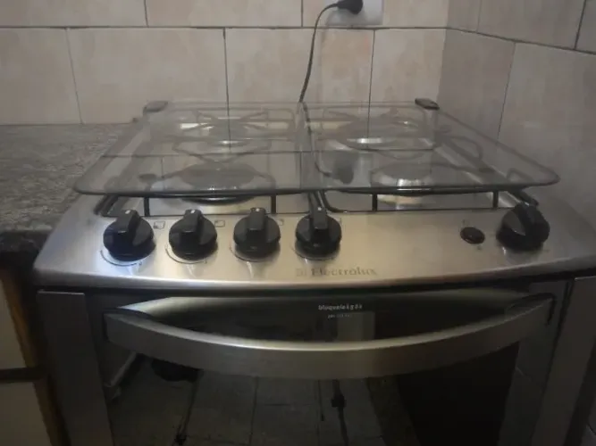  *   fogão para sair rápido * 400$