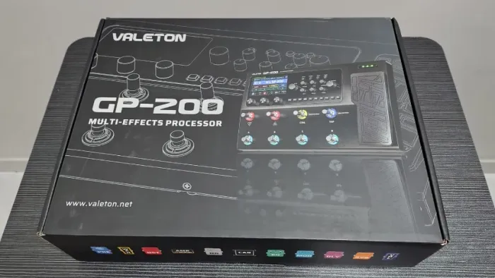 Pedaleira Valeton GP-200 - Zerada - Na Caixa