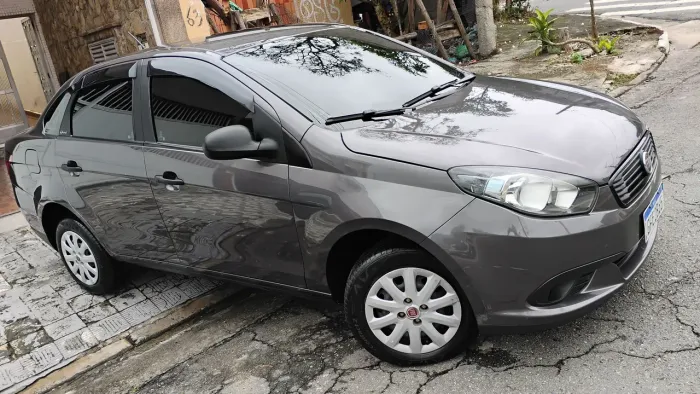 Fiat Grand Siena 1.0 EVO Flex 8V 4P 2021
