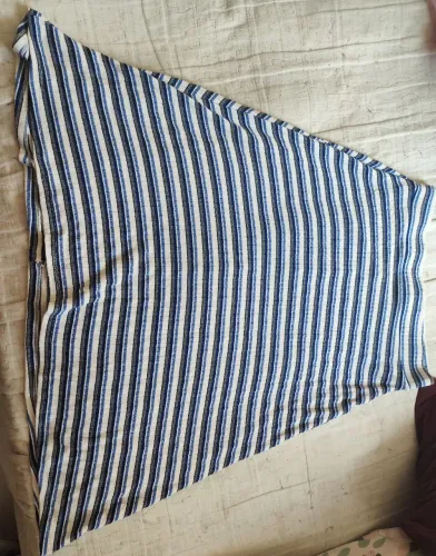 VENDO ESSA SAIA MIDI