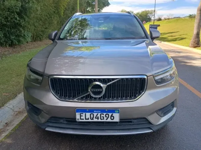 Volvo XC40 XC 40 T-4 Momentum 2.0 190cv FWD 2021