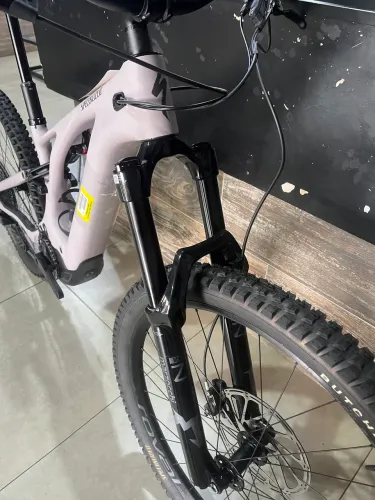 SpeciaLiZed Turbo Levo Comp Carbon edition 