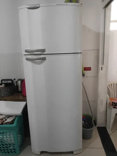 Geladeira tirar peças ou consertar