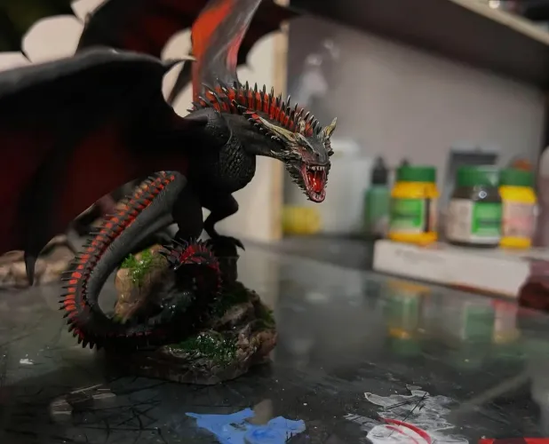 VENDO MINIATURA DRAGÃO
