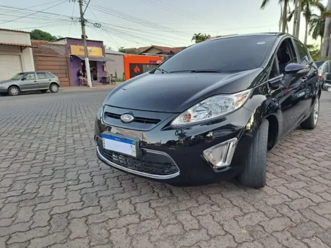 Ford Fiesta SE 1.6 16V Flex 5P 2012