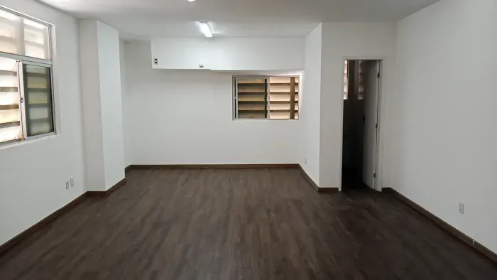 ALUGO SALA COM 48 NO  Caminho das Árvores - Salvador - BA