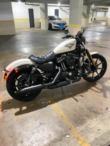 Harley Davidson IRON 883 Baixa Km