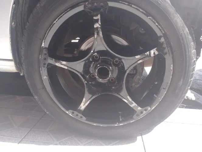Roda aro 16.