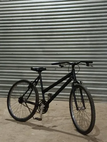 Bike aro 26 pra vender !!