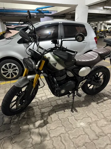 Triumph Scrambler 400X verde fosco - 2024/2025
