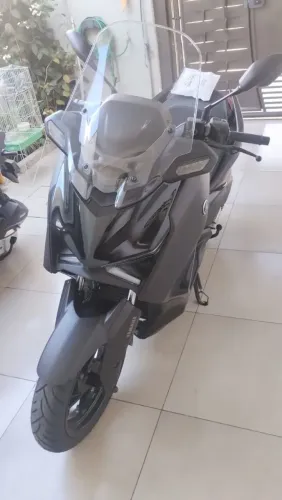 xmax 300