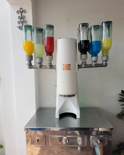 Vendo Máquina de Sorvete americano (sabor de infância)