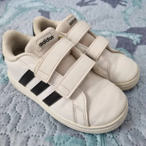 Tênis Adidas infantil