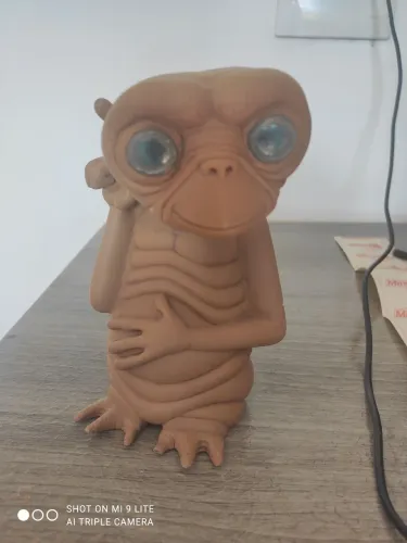 Boneco antigo do E.T