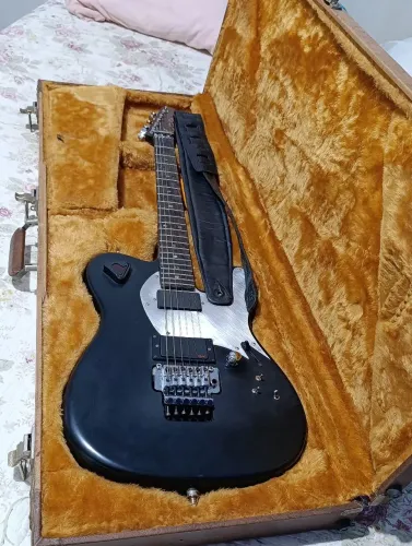 Guitarra Customizada