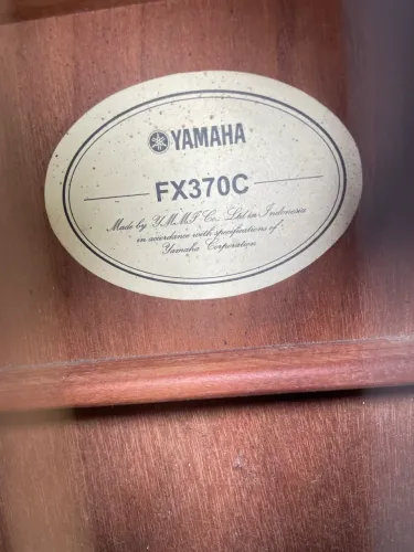 Violão Yamaha FX370C