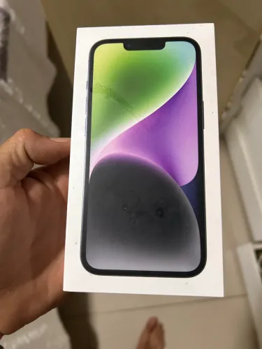 iPhone 14 nunca aberto
