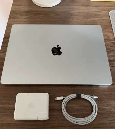 Macbook Pro M1 16GB RAM - 16 polegadas - 512GB