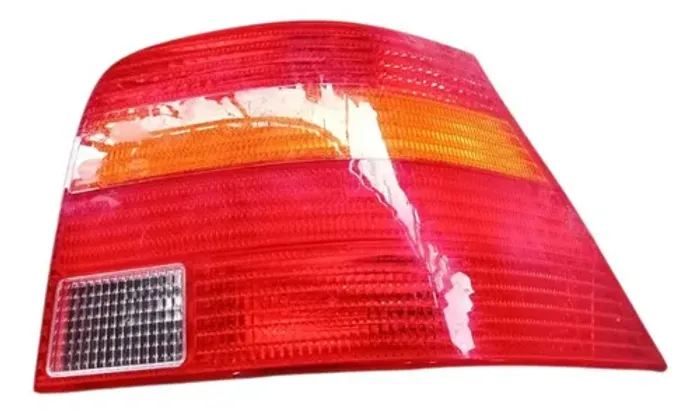 Lanterna Traseira Direita Vw Golf 1999 2006 Direito/passageiro