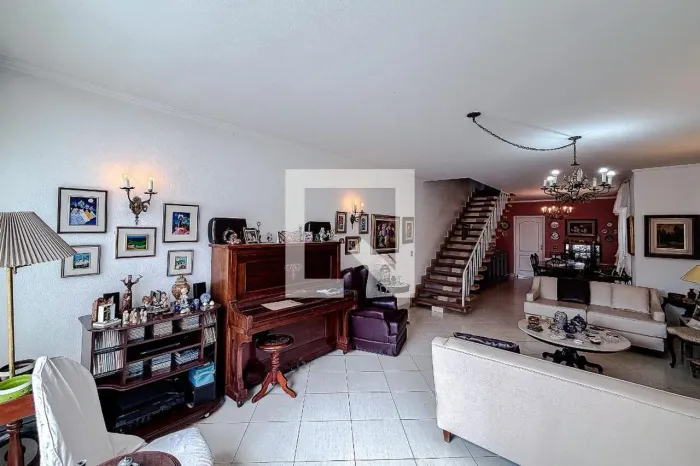 Casa à Venda - Ipiranga, 3 Quartos, 213 m2