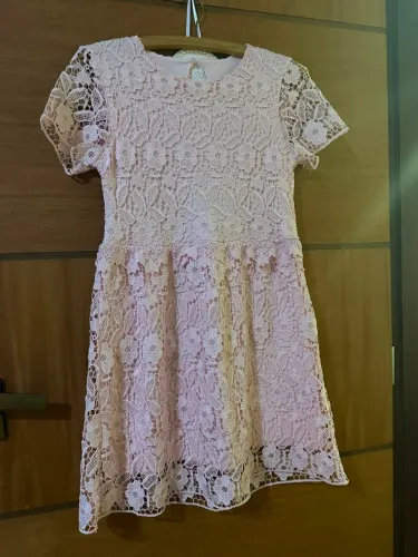 Vestido de renda