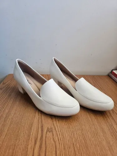 Sapato Picadilly Branco tamanho 39 NOVO