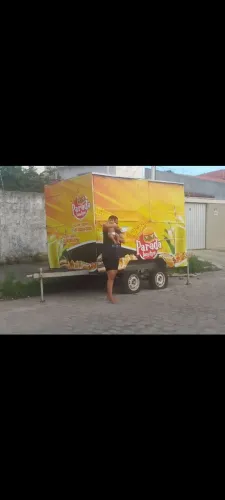 Trailer a de dois eixos